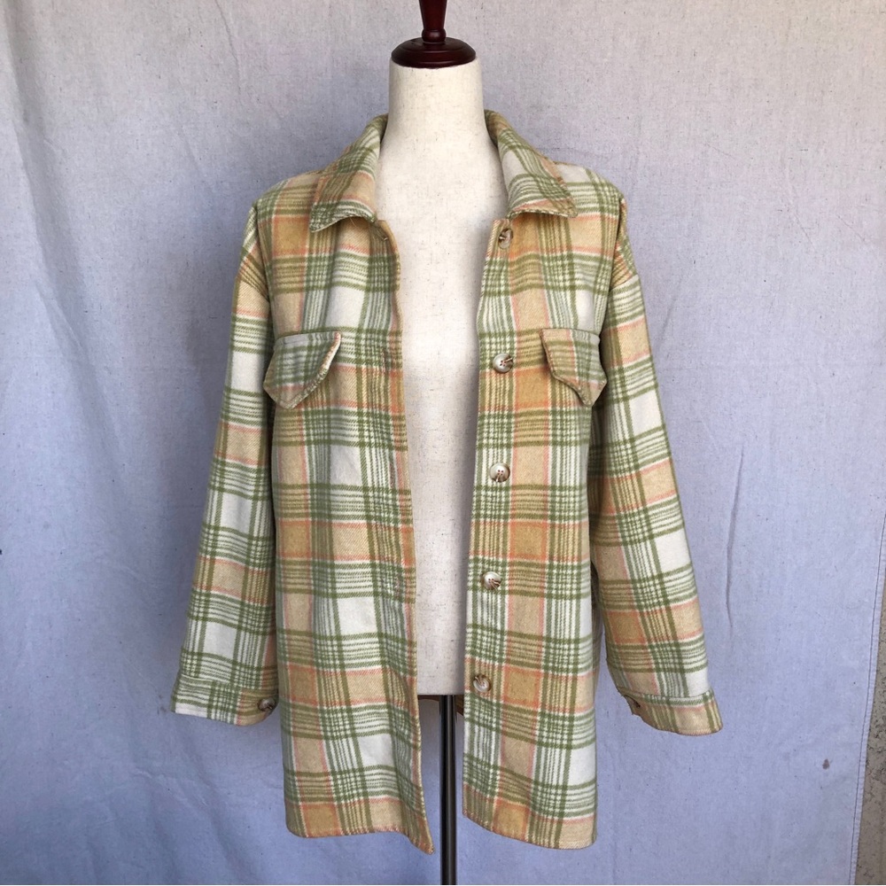 Sweet Rain Plaid jacket Young Contemporary Sz M Plaid Colors Green Beige &Peach